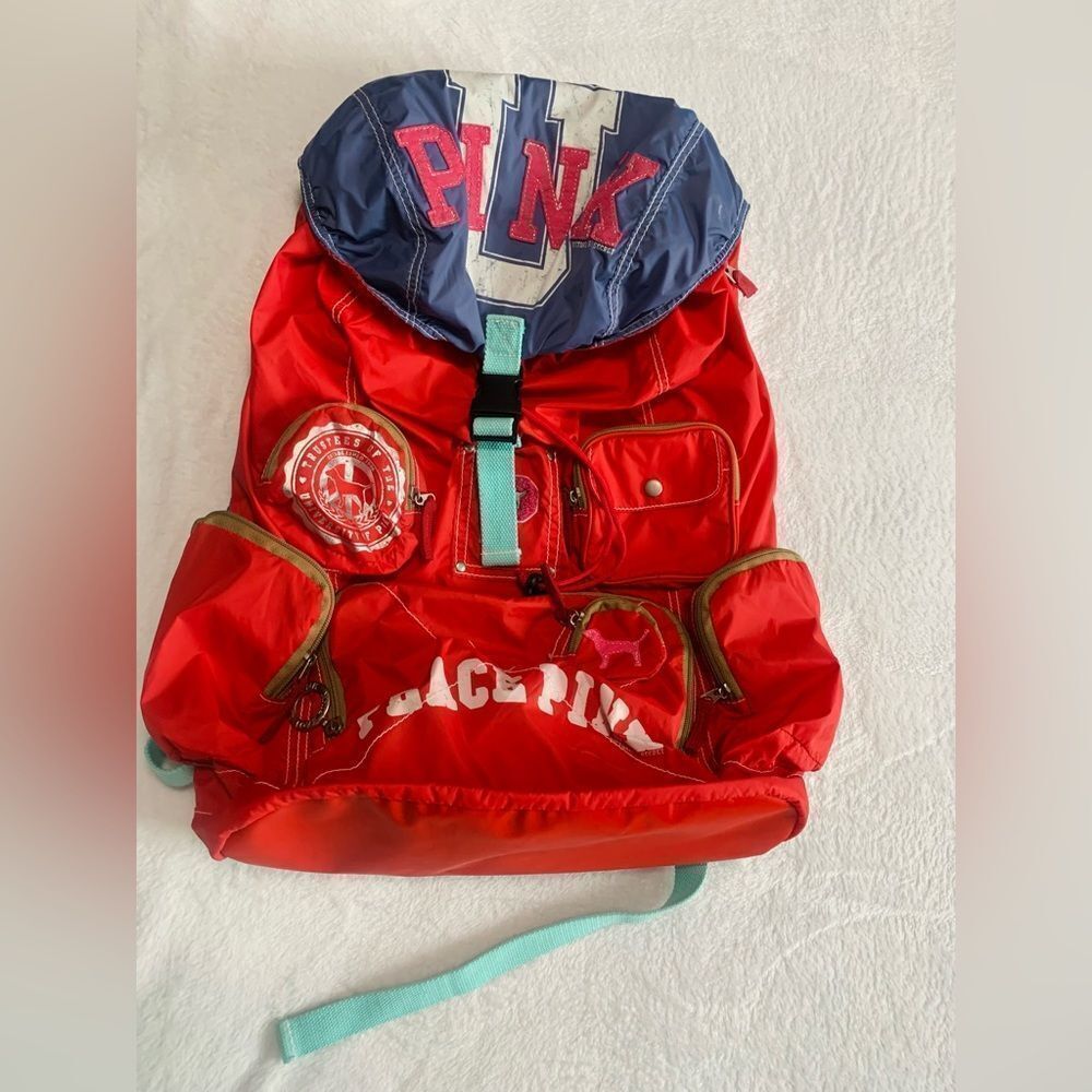 VS PINK UNIVERSITY RED VINTAGE BACKPACK - Picture 3 of 14